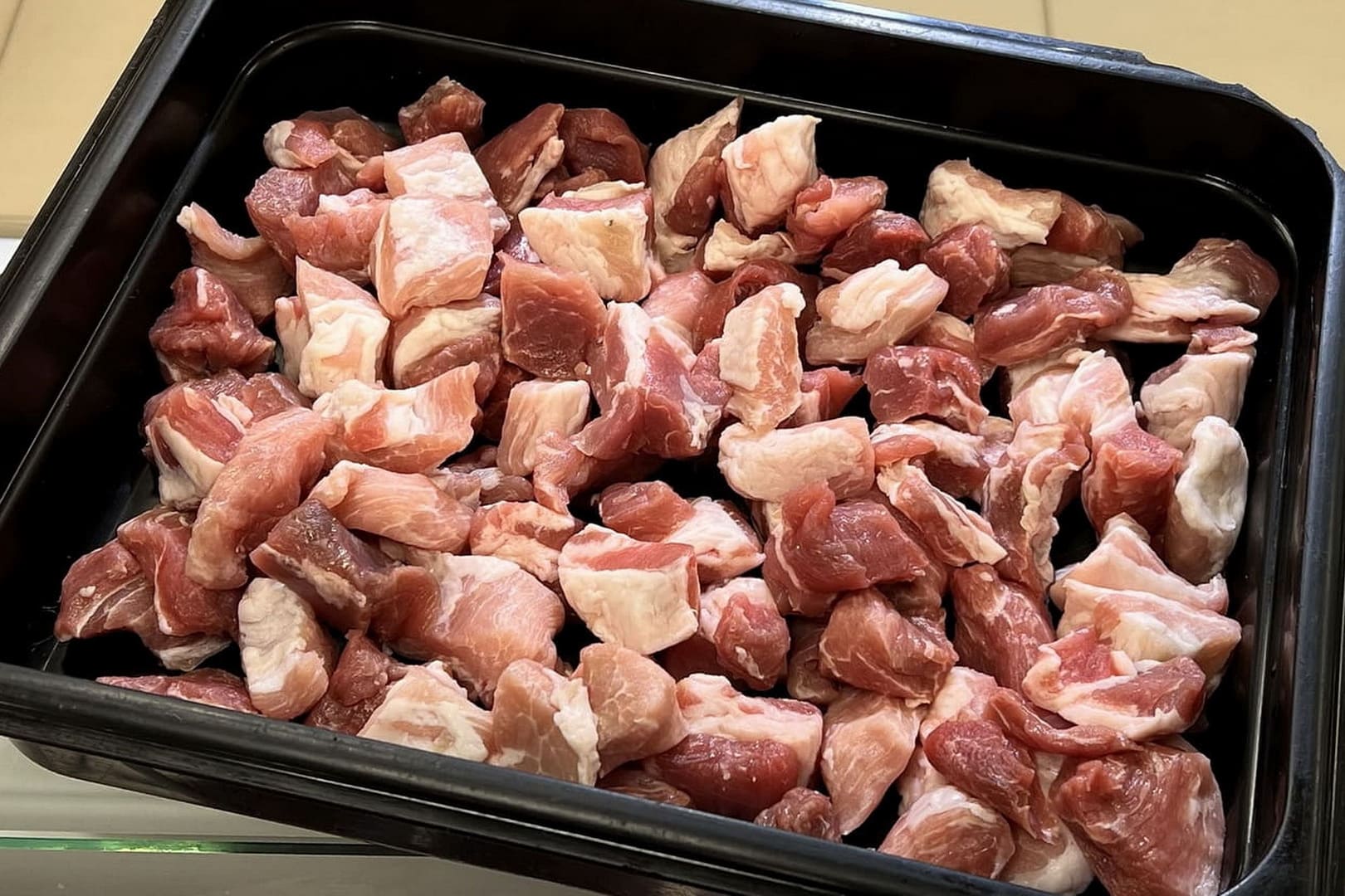 Поджарка из свинины в интернет-магазине, купите свежее мясо с доставкой в Иркутске и наслаждайтесь особенный вкусом и ароматом мясных блюд! - Фото 5