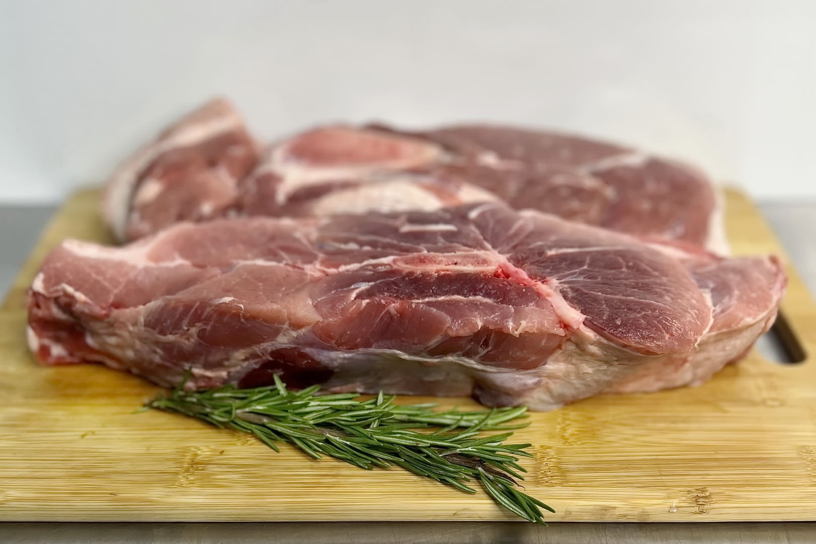 Купите лопатку свиную из свежего фермерского мяса. Закажите сейчас в интернет-магазине с доставкой и почувствуйте домашний вкус и удовольствие от натуральной еды!
 - Фото 4