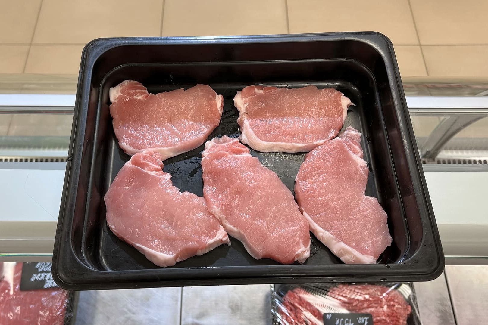 Закажите свиной эскалоп из свежего мяса. Купите прямо сейчас в интернет-магазине с доставкой и почувствуйте домашний вкус и удовольствие от натуральной еды! - Фото 6